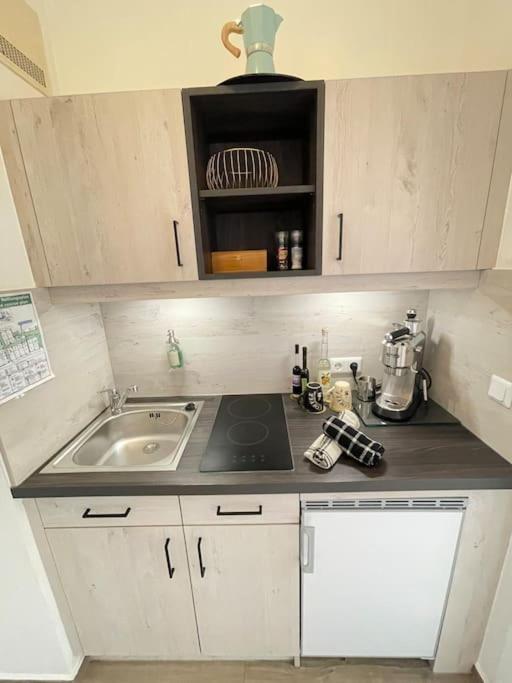 Fewo 20 - Appartement Im Rottalblick - Youngmodern Wohnen Mit Bademantelgang Zur Therme, Tv, Balkon Und Persoenlichem Gaesteempfang Von Astarte Estate Bad Griesbach  Exterior foto